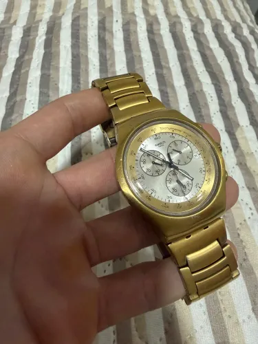 Relogio Swatch caramelo