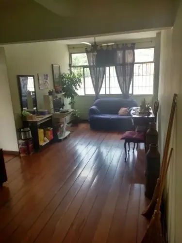 Apartamento na Alameda São Boaventura com 2 quartos, 75m²