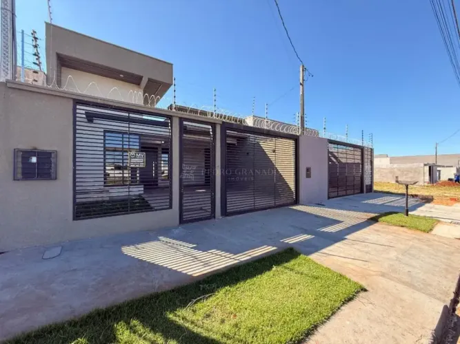 Casa/Sobrado Casa em Maringá