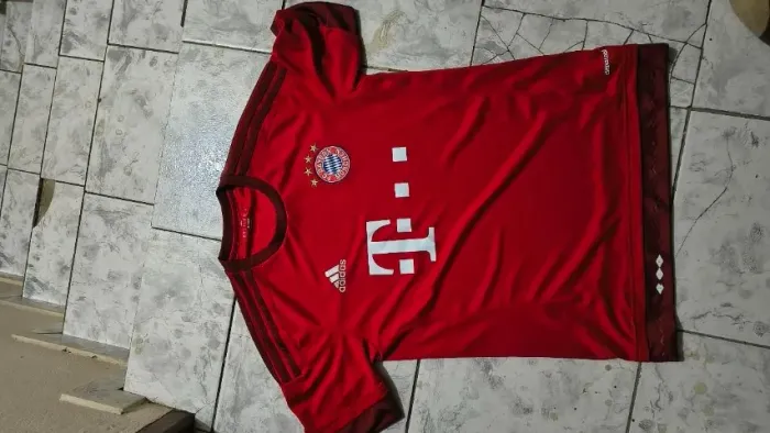 Camisa Bayern de Munique 2014-15 Vermelha Adidas Modelo Tailandês