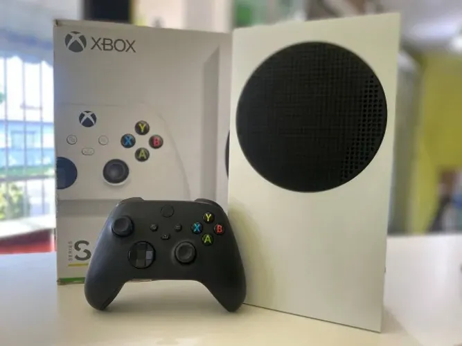 Xbox Series S - PROMOÇÃO - Semi Novo - Completo - com Garantia!! Somos Loja!!