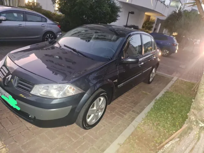 Renault Megane Sedan Dynamique Hi-flex 1.6 16V 2008