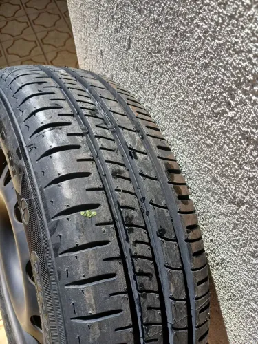 Pneu Dunlop 175 65 14 