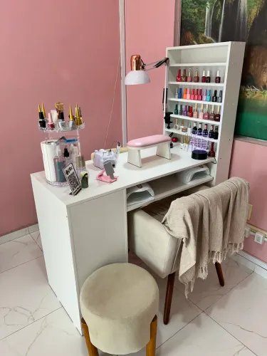 Mesa de manicure 