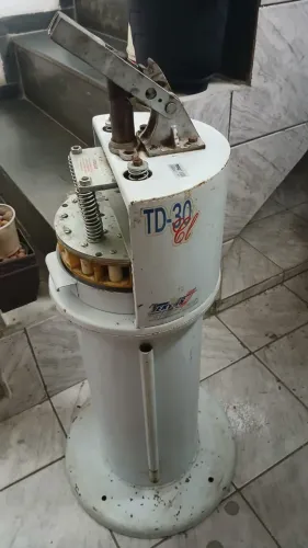 Divisora de Massa de Pão Tekyus TD-30 CL - 30 Divisões