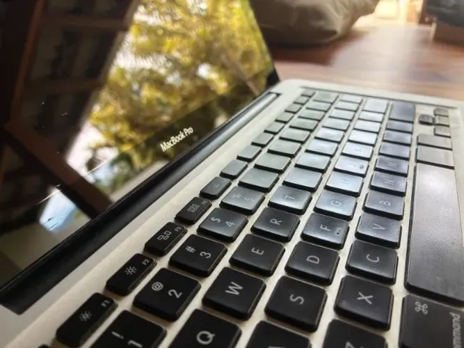 MacBook Pro 13" 2012 i5 | 8GB RAM | SSD 240GB + Carregador