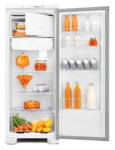 Geladeira Electrolux Cycle Defrost 240 litros branco Re31