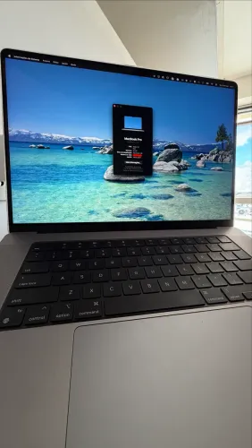 MacBook Pro 16 Pol. M1 Max com Configurações Ultra Especiais (64Gb/4Tb)