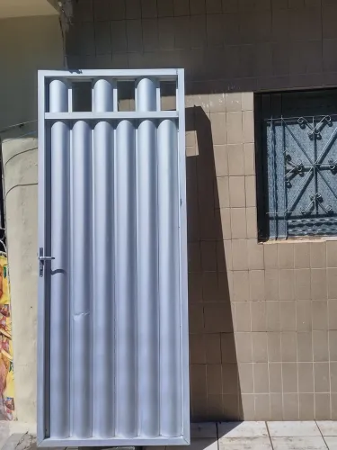 Porta de inox alumínio galvanizado