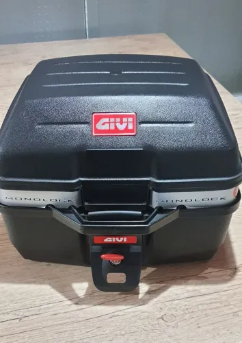 Bau Givi E27 litros 