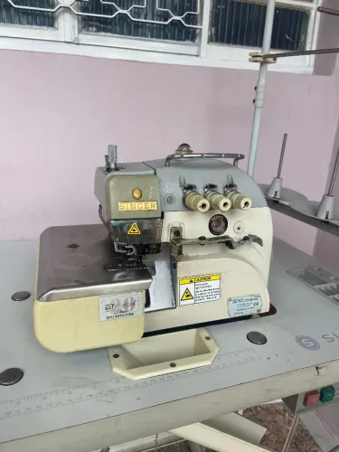 Overloque Industrial Singer 321C-131M-04 - Alta Velocidade