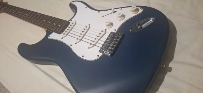 Guitarra Condor Guitars Stratocaster - Semi Nova (6 meses de uso)