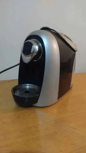 Cafeteira Cápsulas 3 Corações 220v
