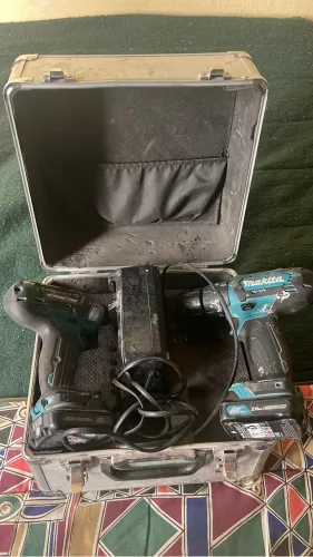 Kit parafusadeira e furadeira makita