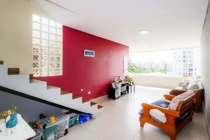 Casa de 3 suítes no Jaguaré, São Paulo: seu novo lar dos sonhos!
