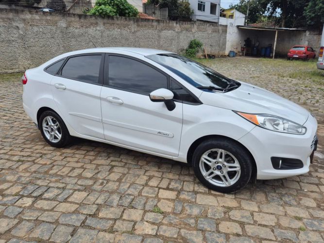 Imagem de Ford Fiesta Sedan SEL 1.6 16V Flex Mec. 2017