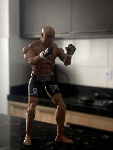 Boneco articulado colecionável ( Anderson Silva)