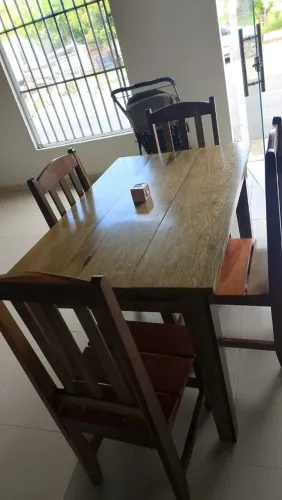 Mesa 4 cadeiras
