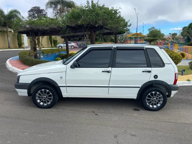 Fiat Uno Mille 1.0 Fire/ F.flex/ Economy 4P 2013