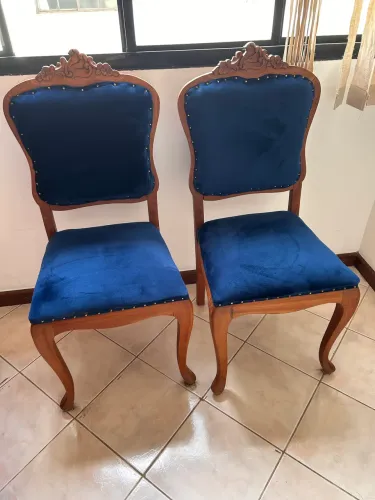 Par de Cadeiras de madeira antiga Luiz XV