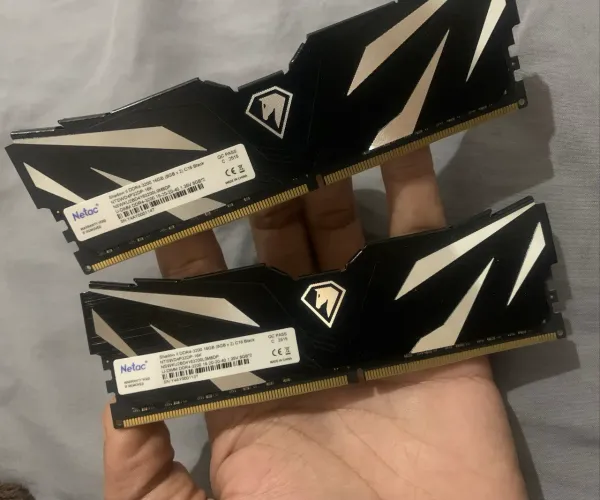 Memória RAM 16gb DDR4 3200