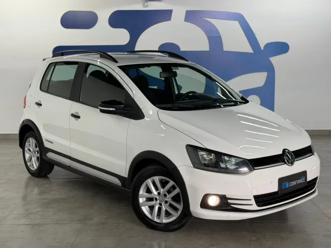 Volkswagen Fox Track 1.0 Flex 12V 5P 2016