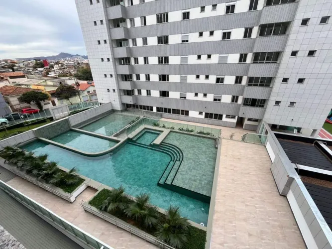 Cobertura de Luxo, 03 quartos com kazer completo, no bairro Carlos Prates - BH