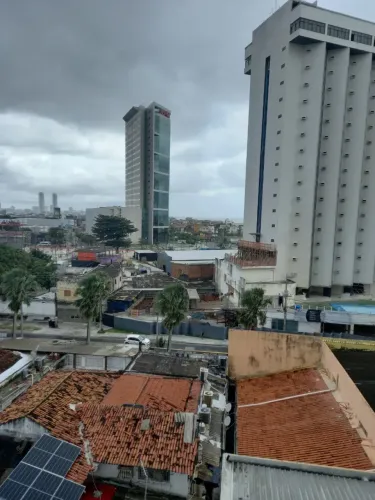 Apartamento para venda tem 126 metros quadrados com 3 quartos em Pina - Recife - Pernambuc