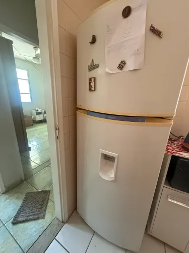 Geladeira Cônsul Espaçosa e gela mto