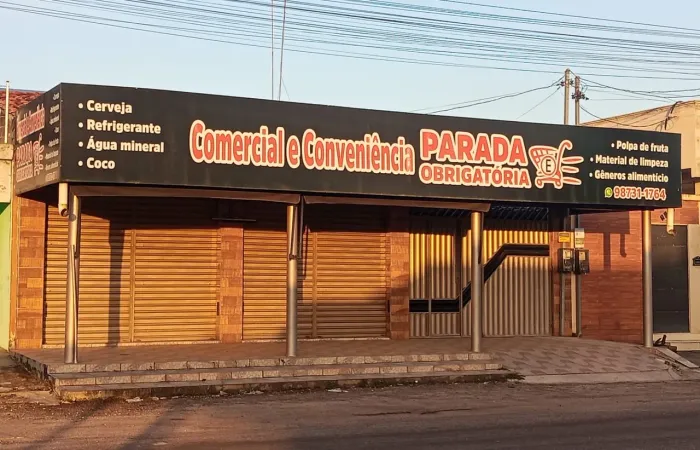 Ótima localização Casa com Ponto Comercial