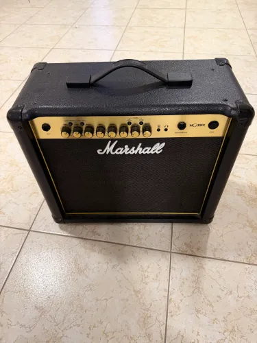 Amplificador Marshall MG30CFX