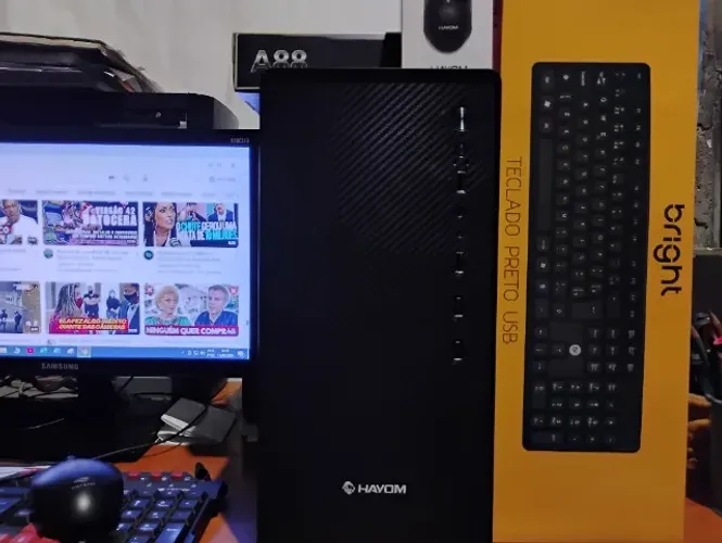 Venda de Computador Novo na Caixa.