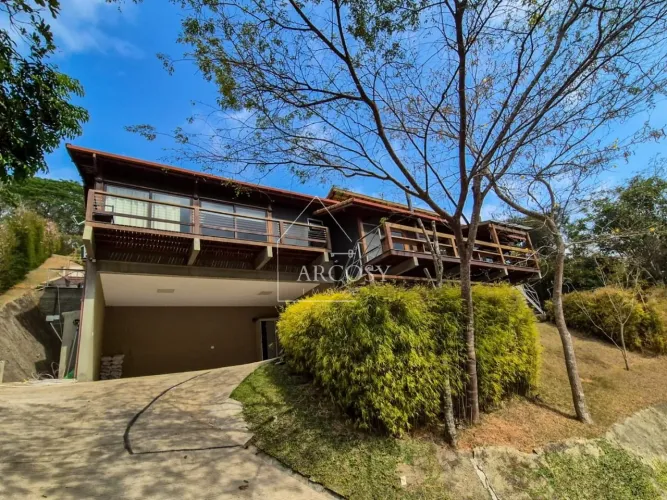 Excelente casa em Araras