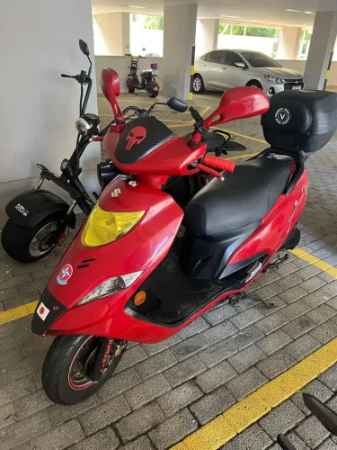 Burgman 125 i muito nova para vender hoje