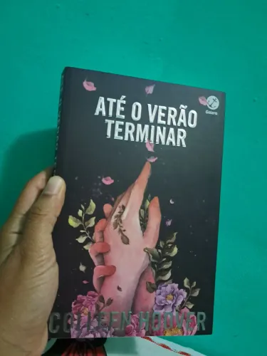 Livro Até o verão terminar Collen hoover