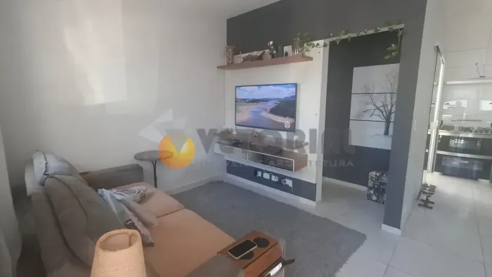 Casa com 2 dormitórios à venda, 79 m² por R$ 640.000 - Britânia - Caraguatatuba/SP