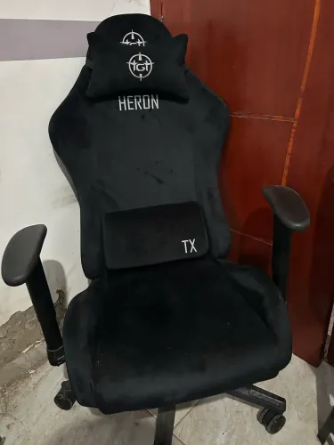 Vendo Cadeira Gamer TGT heron de tecido