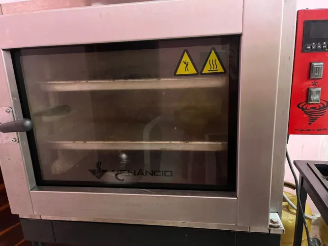 Forno de convecção Turbo Twist