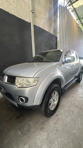 Mitsubishi L200 Triton HPE 3.2 CD TB Int.diesel AUT 2013