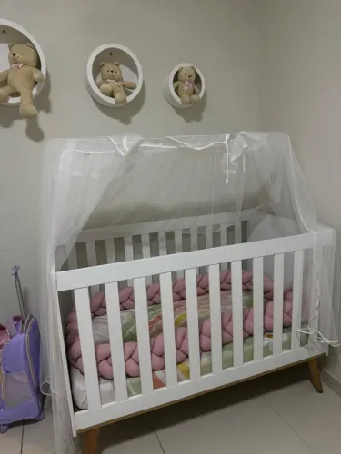 Berço com colchão + cômoda 