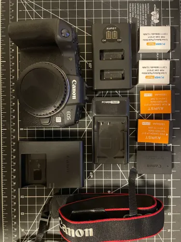 Canon RP na caixa muito bem conservada.