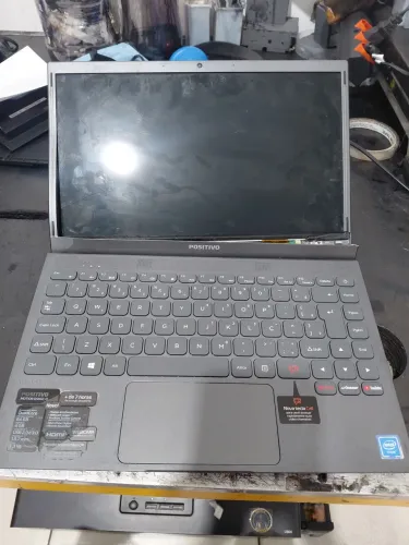 Notebook positivo 