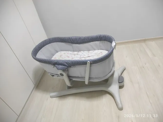 Berço Moisés Portátil Baby Hug 4 In 1 Cinza Air Stone - Chicco.<br>Baby Buys Brasil