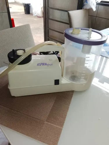 Aspirador de secreção bivolt 