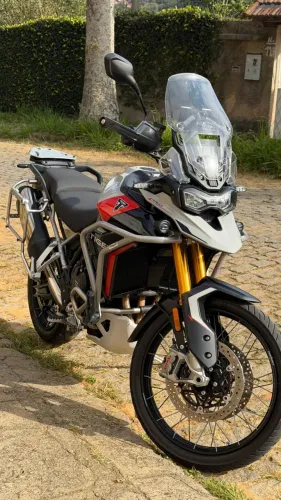 Triumph Tiger 900 Rally Pro 2025 - 9.200 km, Impecável