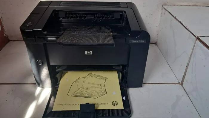 Vendo impressora hp laser Jet P1606dn