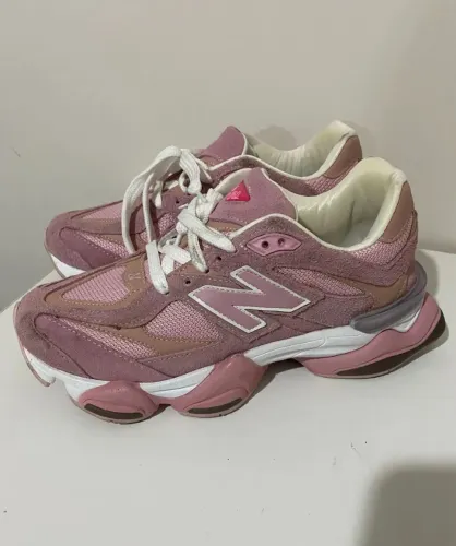 Tênis New Balance 9060