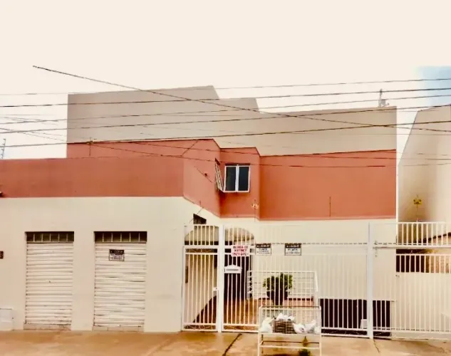 Aluga-se kitinete Anápolis com garagem 