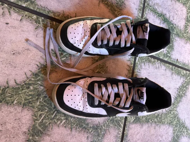 Tênis Nike Tm40
