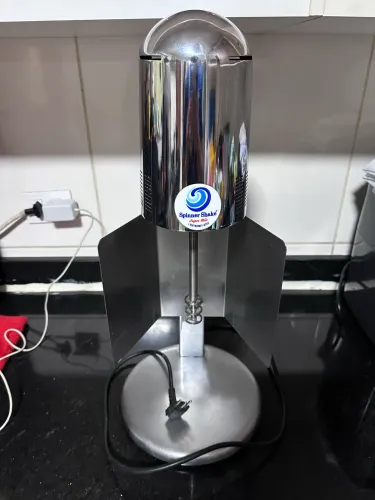 Batedor de Milk Shake Spinner Shake Super Mix Titan - Profissional